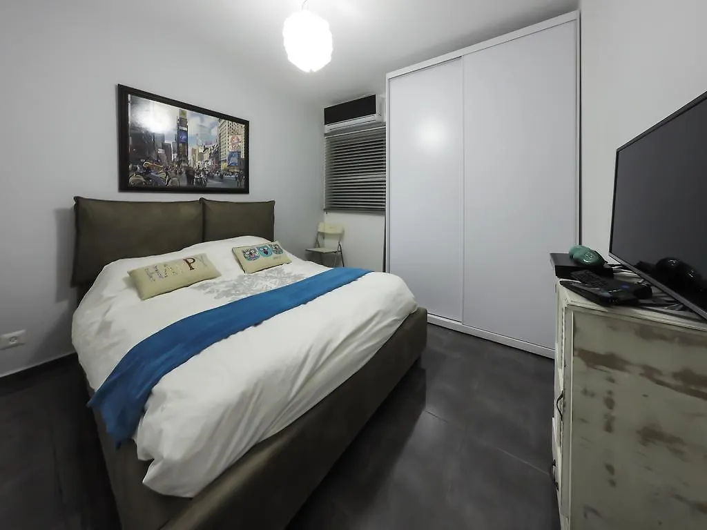 Eden Suite 엘라트 아파트